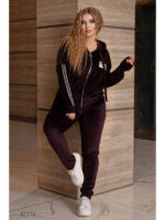 Женский велюровый костюм