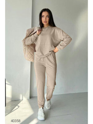 Костюм женский базовый