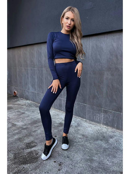 Костюм женский