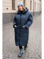 Зимнее женское пальто с капюшоном