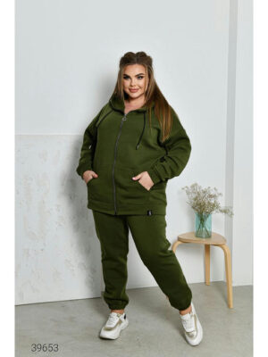 Женский теплый костюм