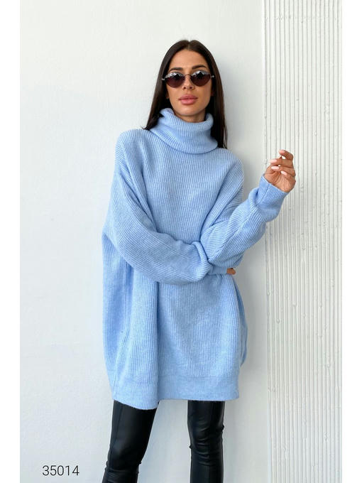 Свитер оверсайз с высоким воротом — изображение 4