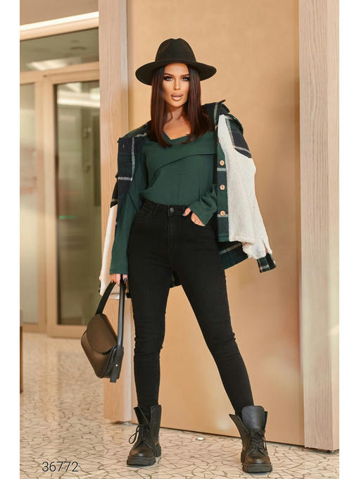 Черные джинсы скинни с завышенной талией