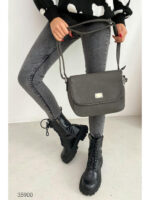 Сумка на плечо с откидным клапаном