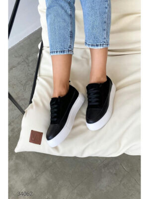 Кеды на высокой подошве из натуральных материалов