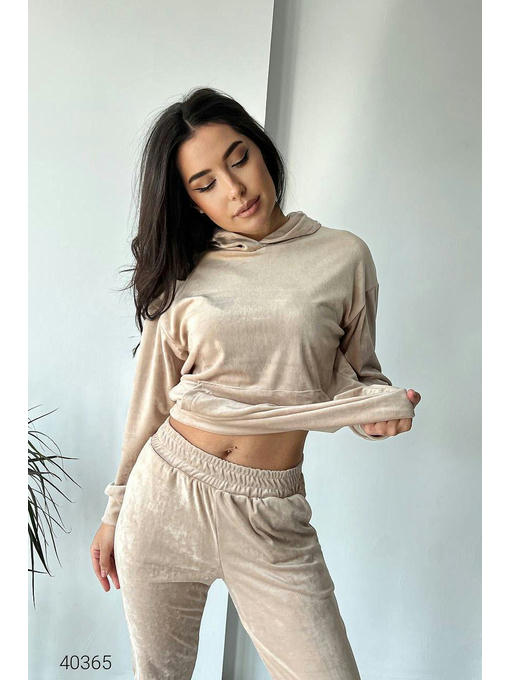 Костюм велюровый женский — изображение 4