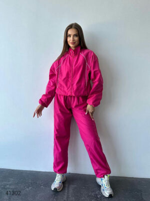 Спортивный костюм из плащевки