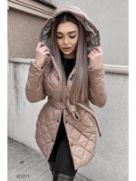 Куртка женская стеганая с капюшоном