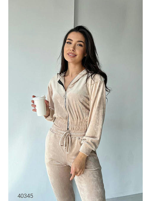 Женский велюровый костюм — изображение 5