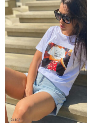 Футболка с принтом и отделкой жемчугом