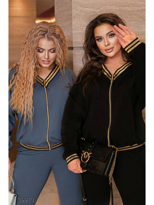 Женский брючный костюм — изображение 4