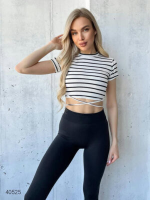 Футболка укороченная с завязками