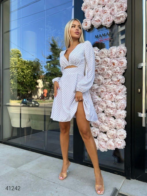 Платье с длинными рукавами — изображение 3