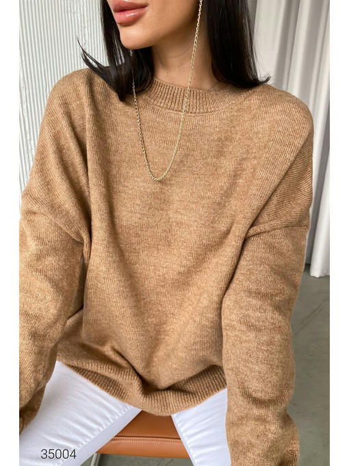 Свитер оверсайз с заниженной линией плеч — изображение 2