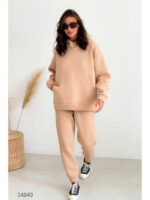 Тёплый костюм из объёмного худи и джоггеров