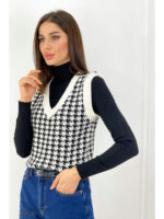 Вязаный жилет с узором гусиная лапка