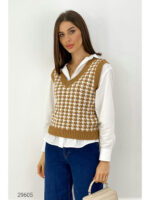 Вязаный жилет с узором гусиная лапка