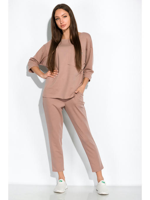 Спортивный костюм с укороченными брюками — изображение 10