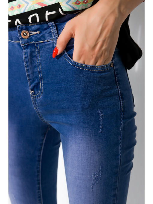 Джинсы потертые — изображение 5