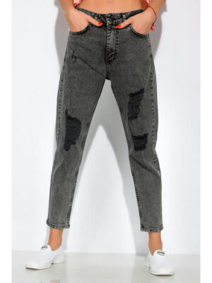 Джинсы зауженные к низу