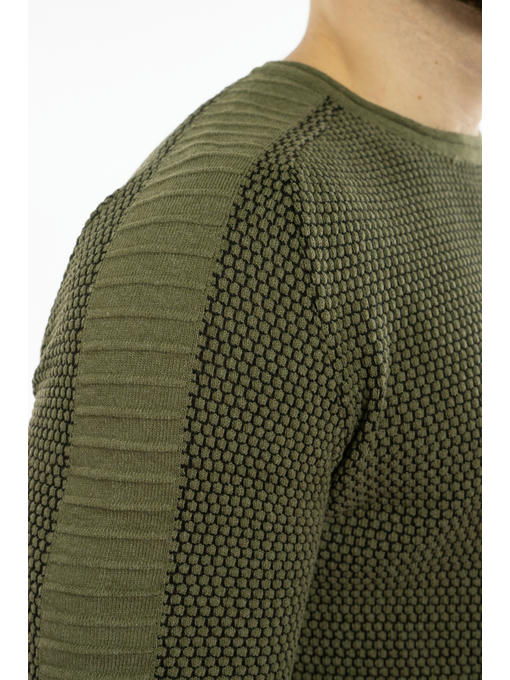 Свитер однотонный — изображение 12