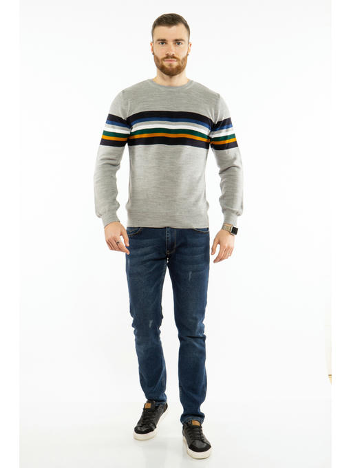 Свитер в полоску на груди — изображение 2