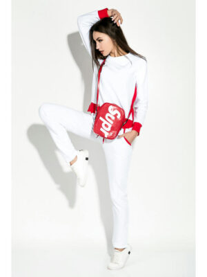 Костюм женский со змейкой на спине