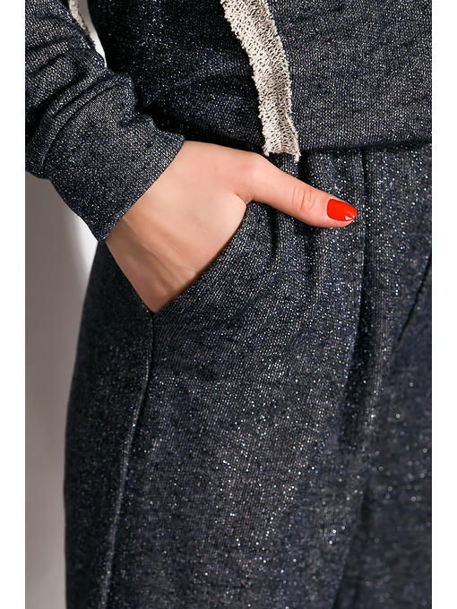 Спортивный костюм с капюшоном — изображение 9