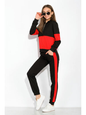 Костюм спортивный констрастных цветов