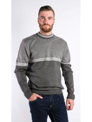 Свитер мужской