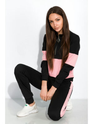 Спортивный костюм с лампасами