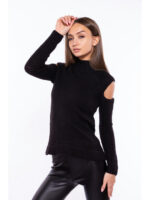 Свитер с открытыми плечами