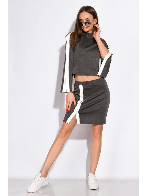 Костюм женский с разрезами на рукаве — изображение 10