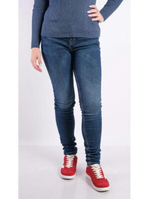 Джинсы женские