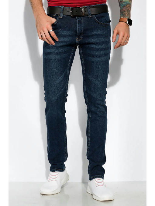 Джинсы с легкими потертостями