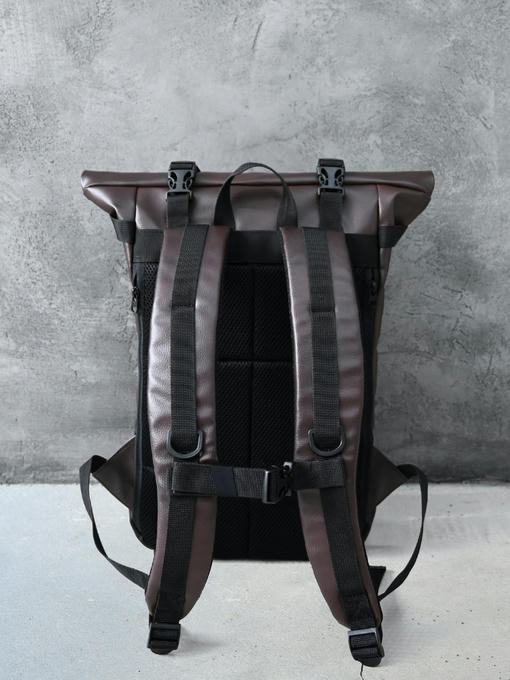 Рюкзак - эко-кожа коричневая — изображение 9