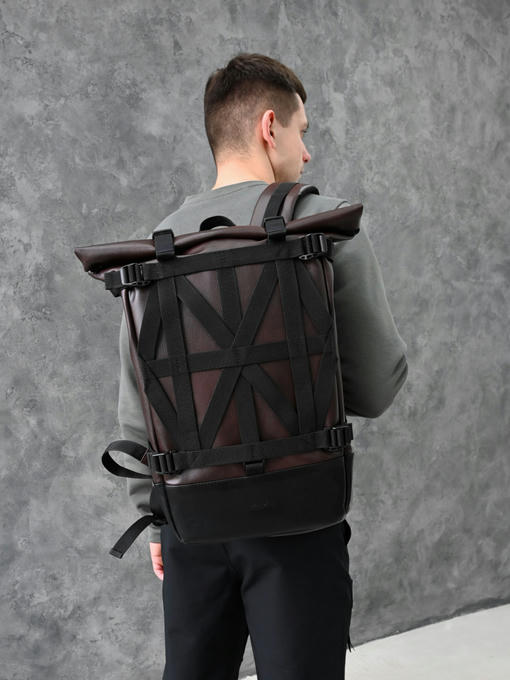 Рюкзак - эко-кожа коричневая — изображение 4