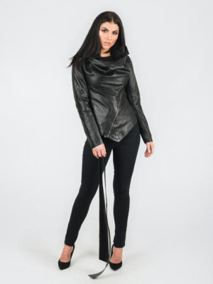 Женская кожаная куртка