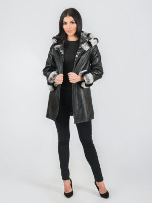 Женская кожаная куртка