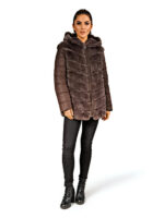 Меховая курточка