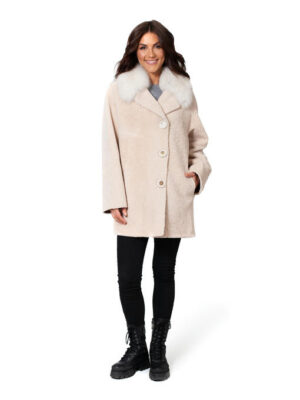 Женская шуба из астрагана