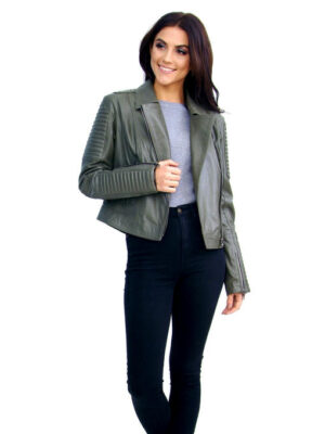 Женская кожаная куртка