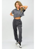 Женский спортивный костюм