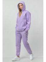 Женский спортивный костюм