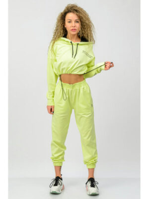 Женский спортивный костюм