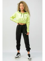 Женский спортивный костюм