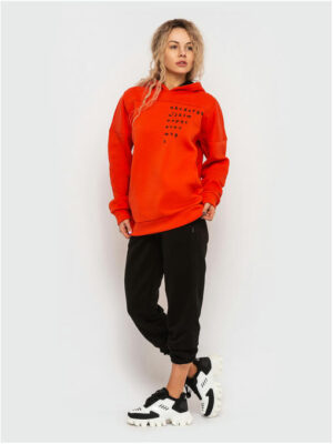 Женский спортивный костюм