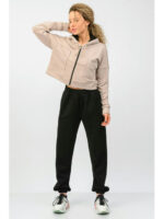 Женский спортивный костюм