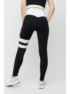 Костюм для фитнеса