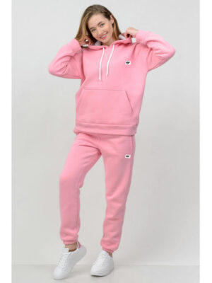 Женский спортивный костюм